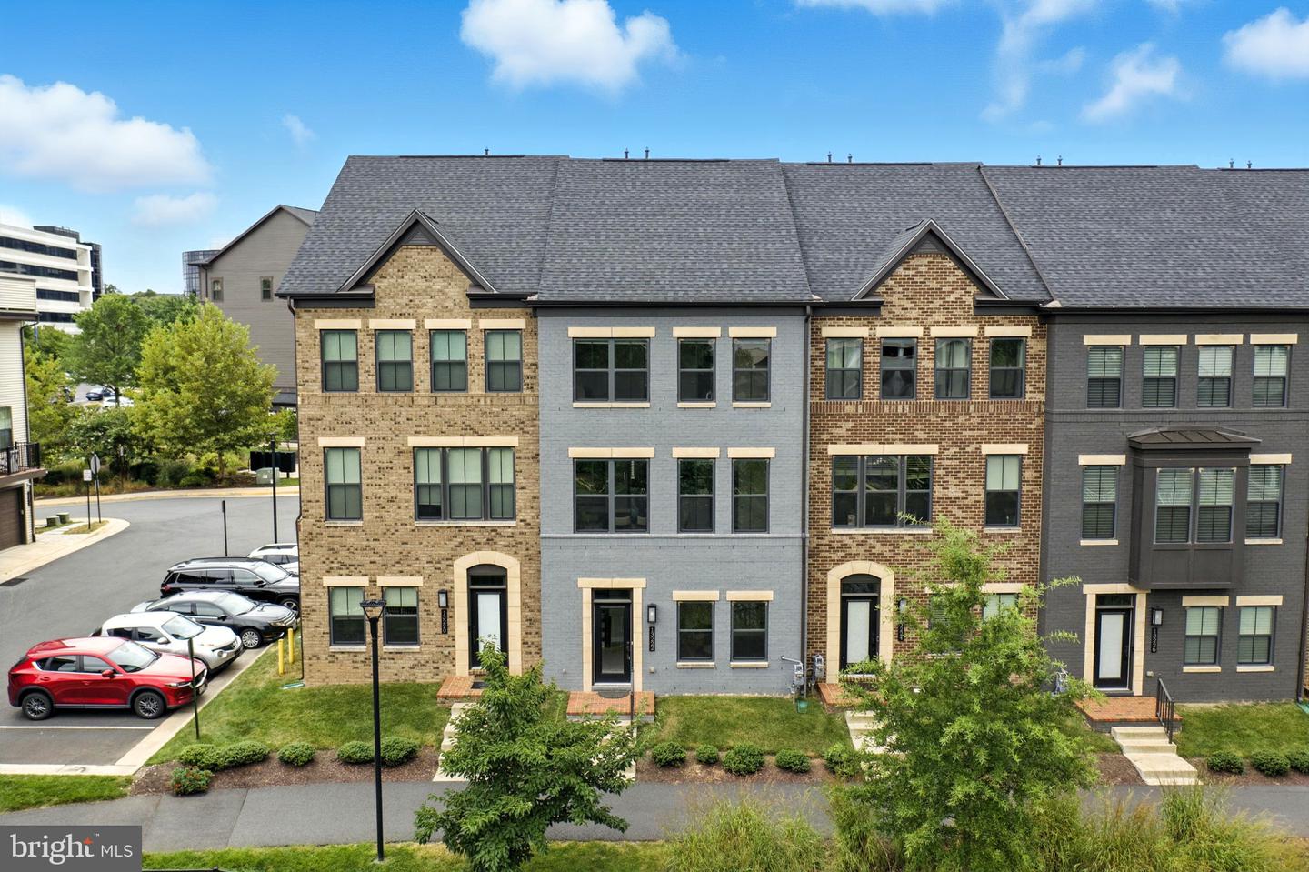 13220 Lake Waterview Way — photo