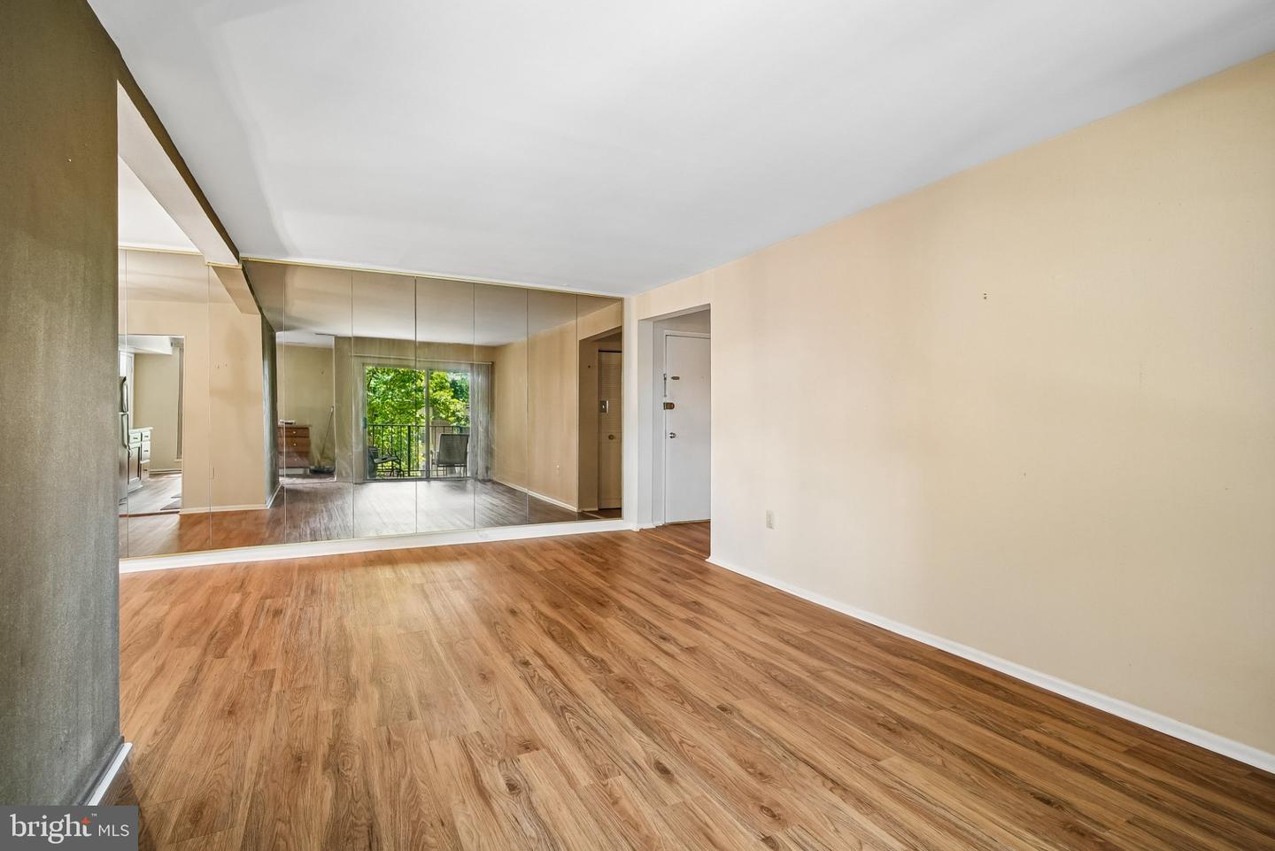 3360 Woodburn Rd #33 — photo