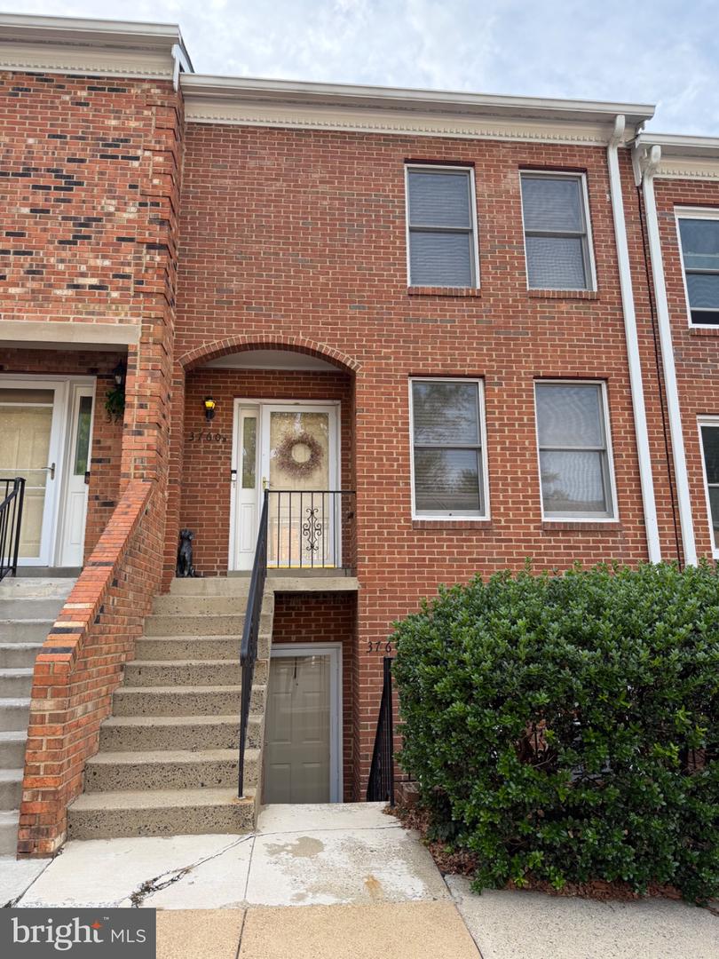 3760-B Madison Ln #3760B — photo