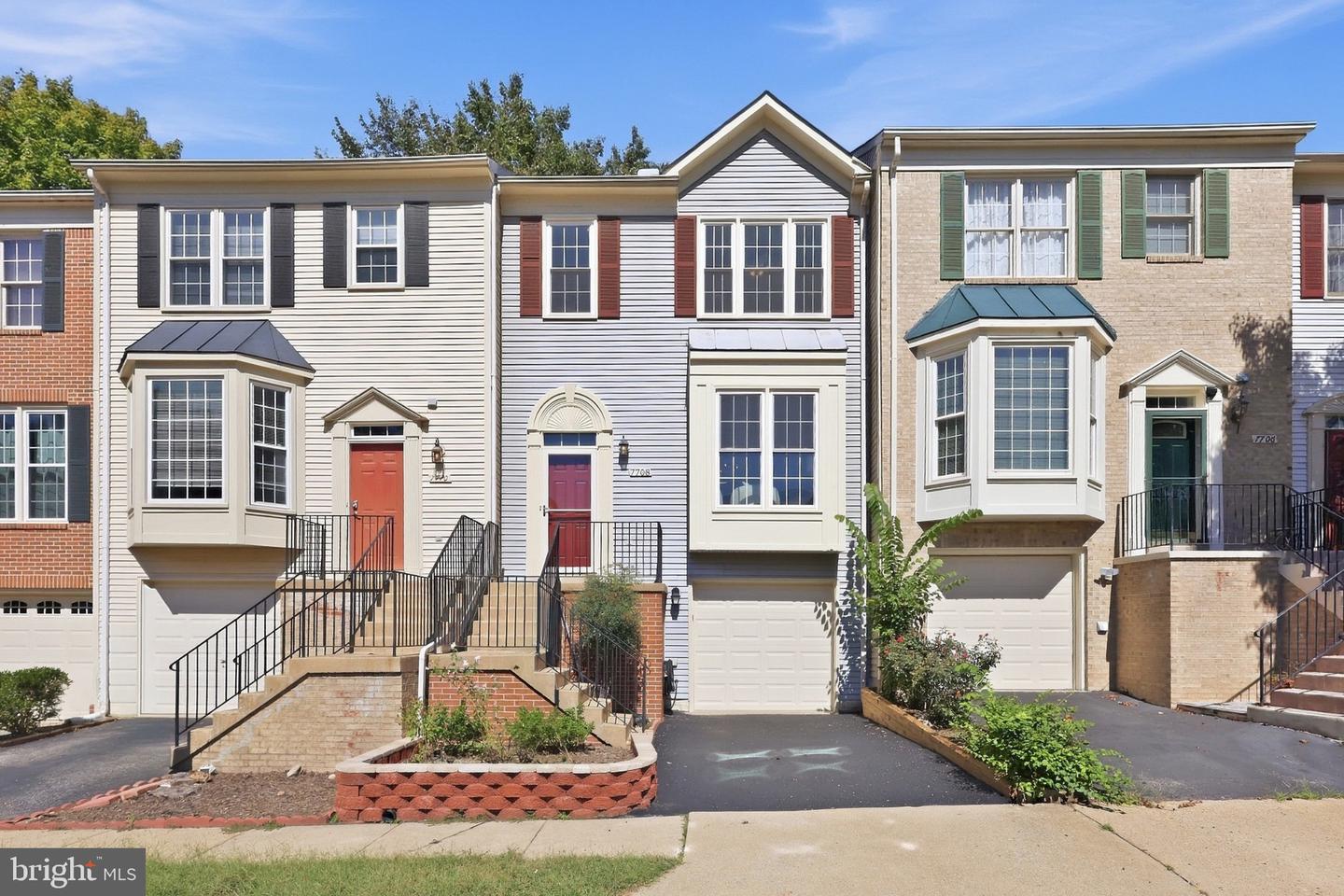 7708 Baird Ct — photo
