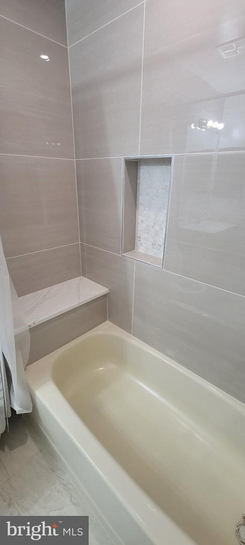 1925 Villaridge Drive #1925B, Reston, VA 20191 — photo 2