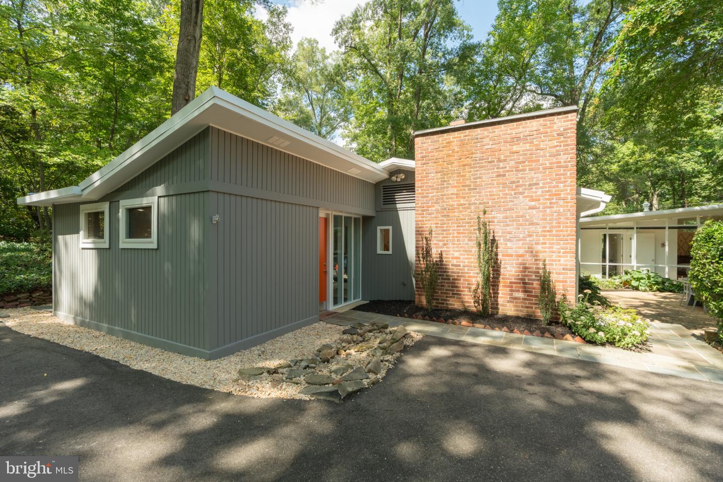 7216 Stafford Rd — photo