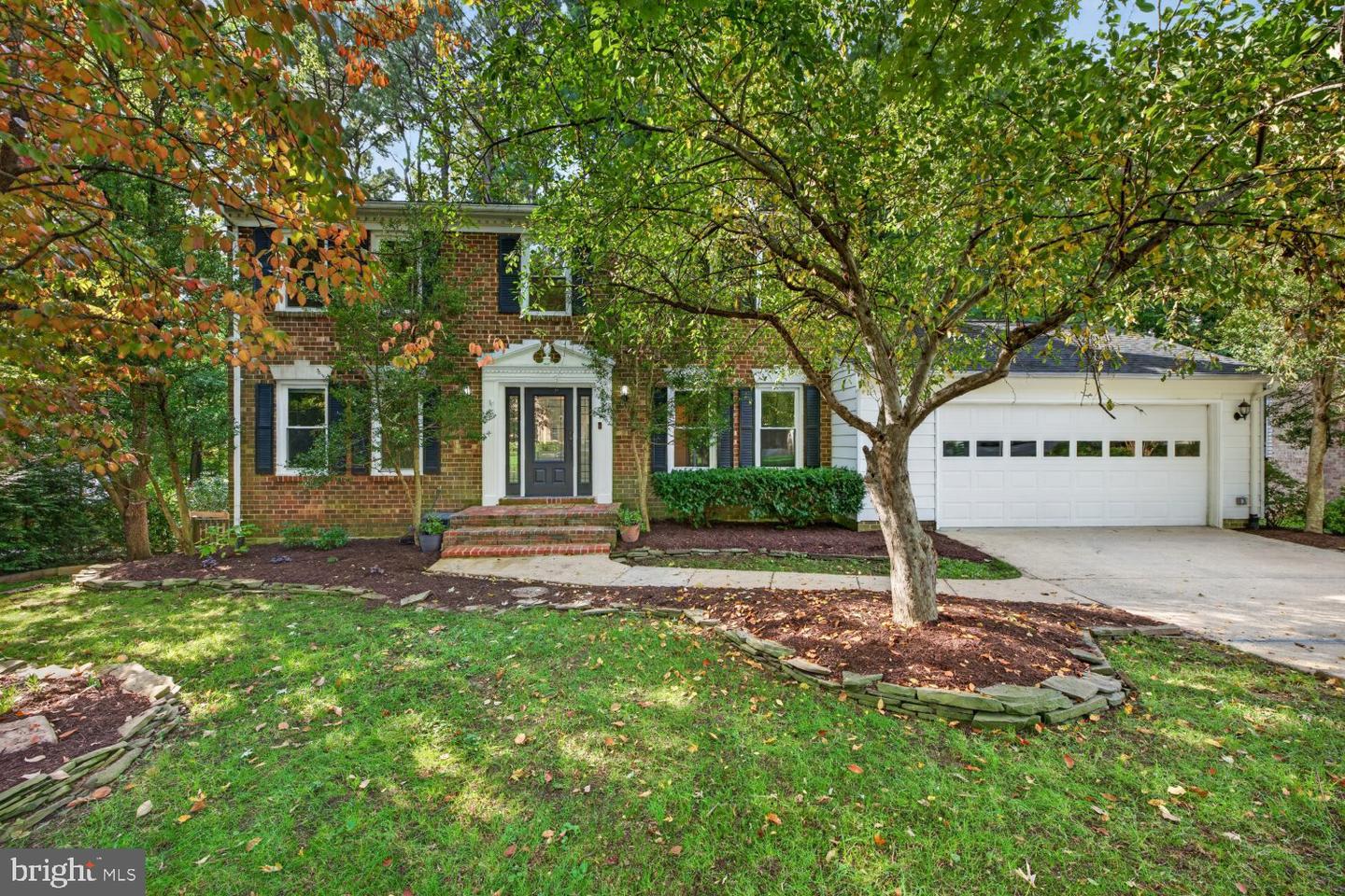 5629 Herberts Crossing Dr — photo