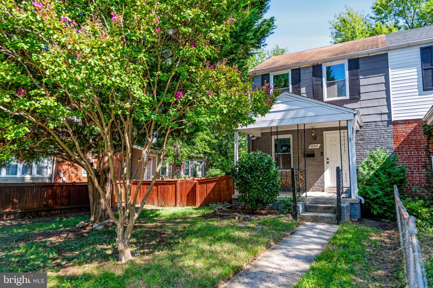 5933 Williamsburg Rd — photo