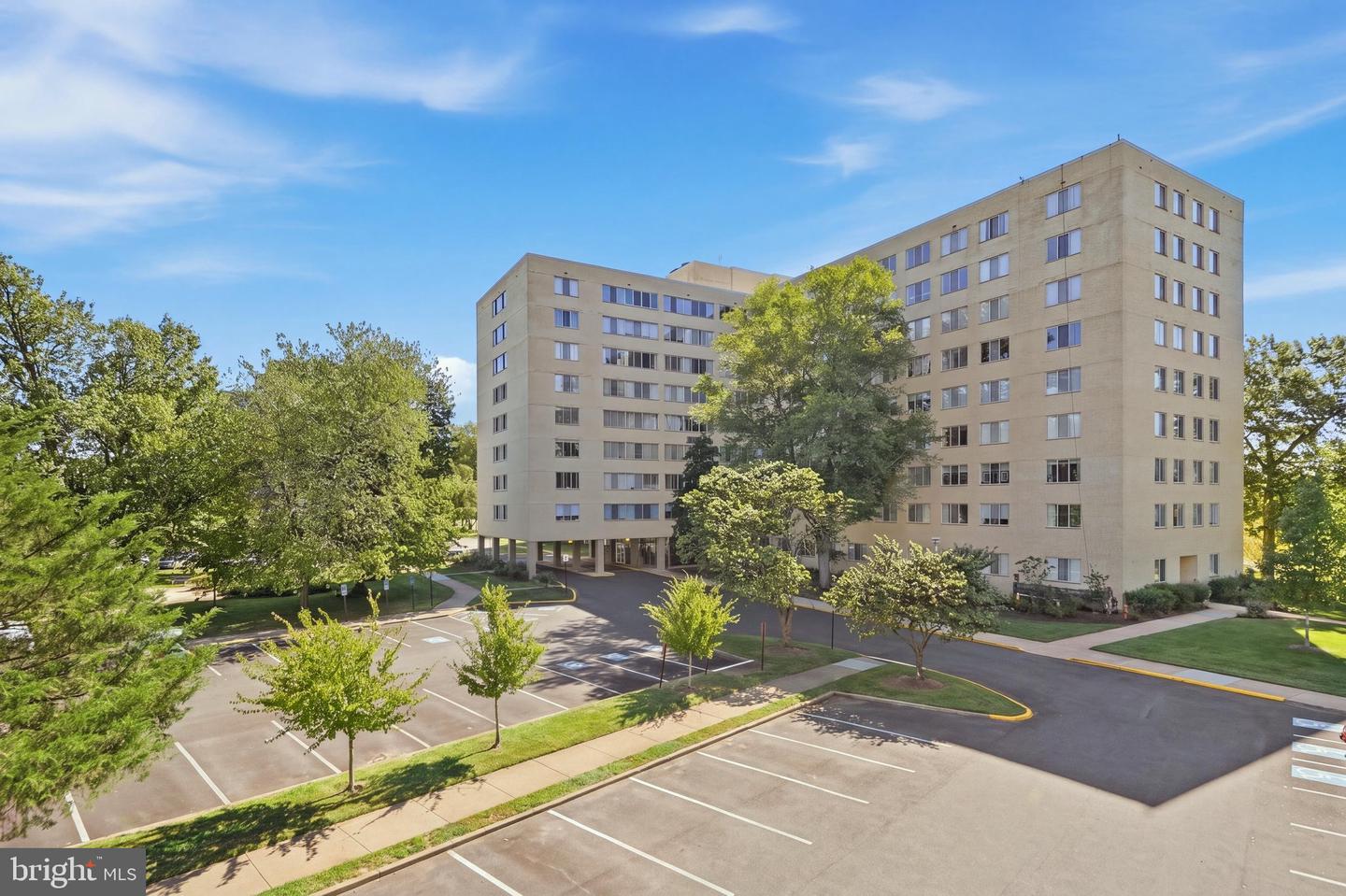 6631 Wakefield Dr #210 — photo