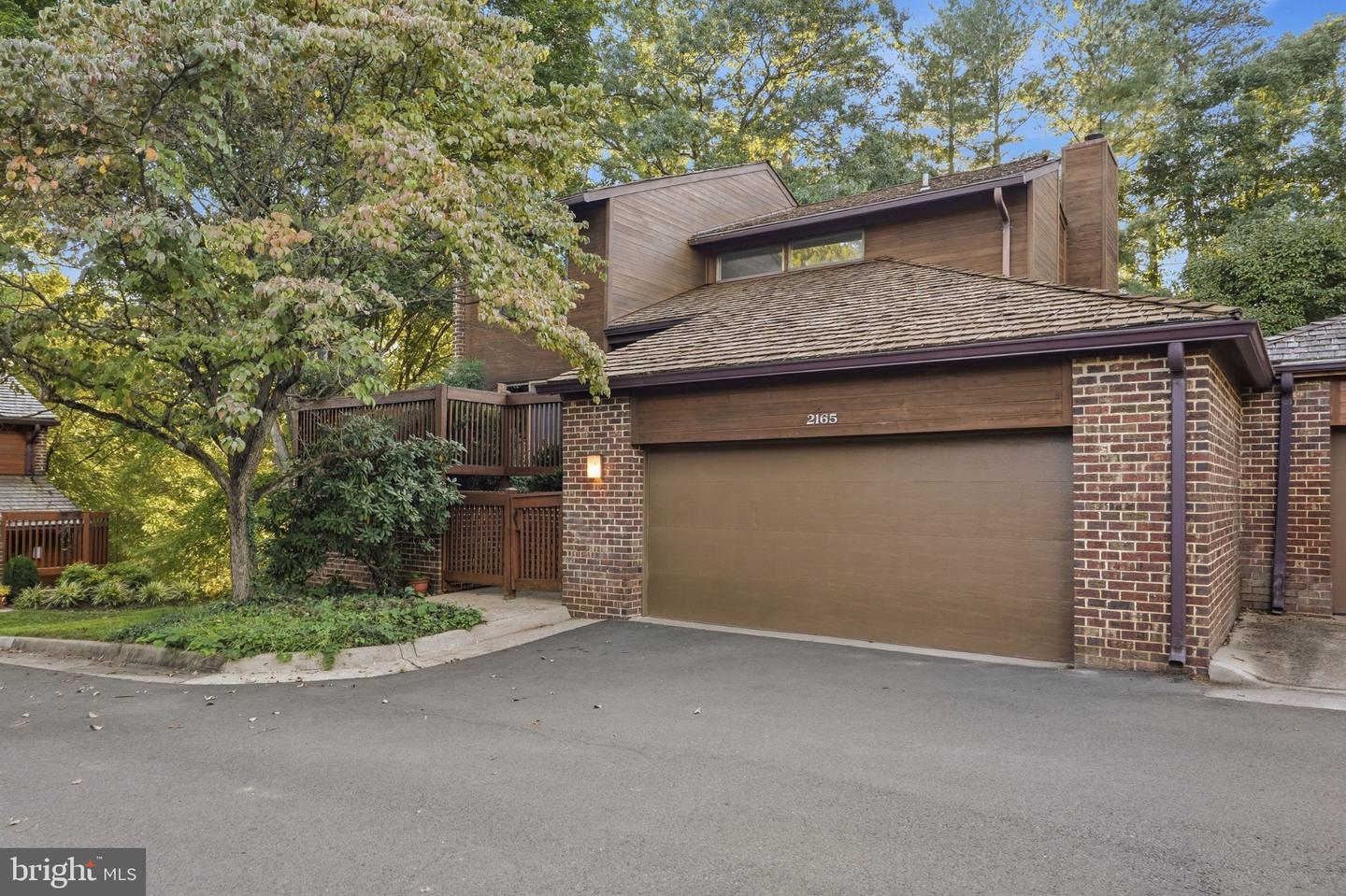 2165 Cabots Point Lane, Reston, VA 20191 — photo 2