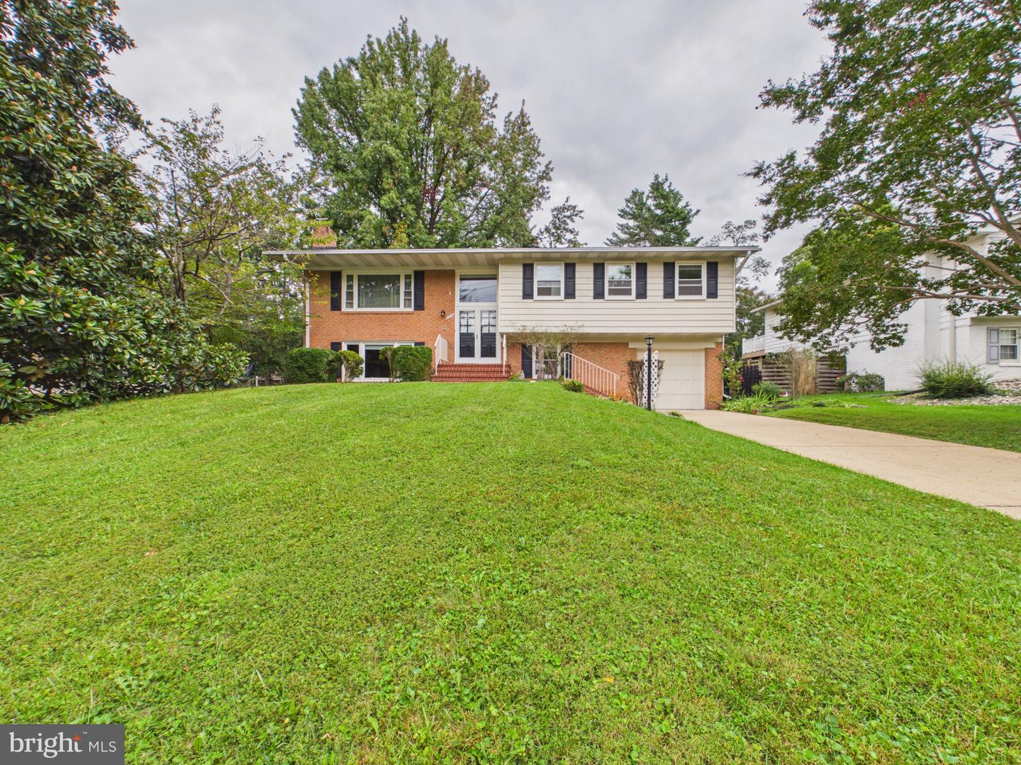 8714 Old Courthouse Rd — photo