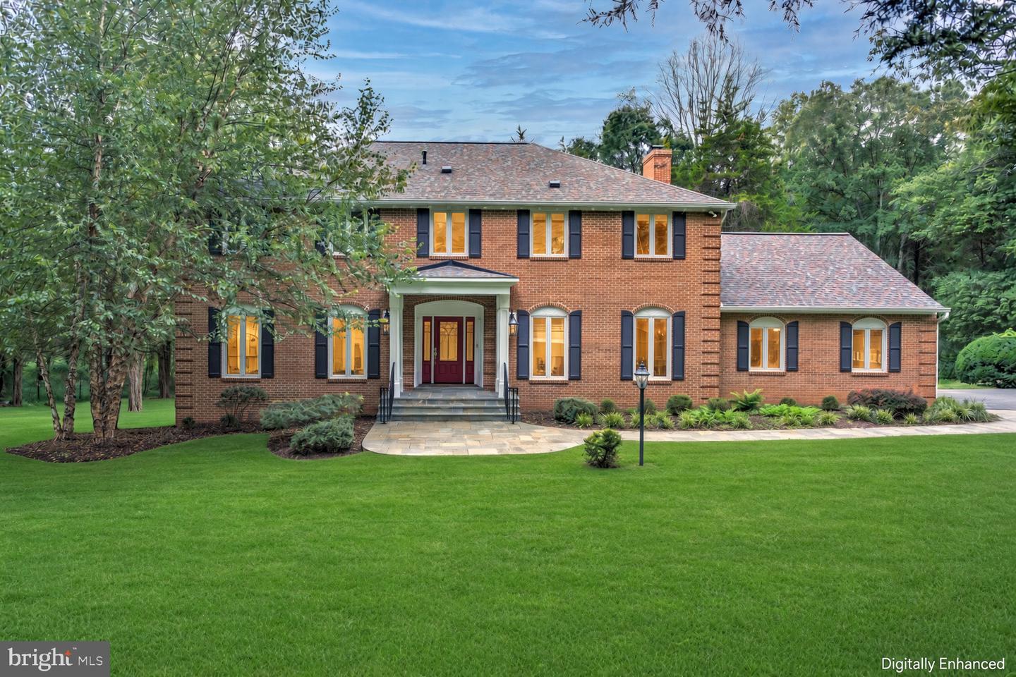 1010 Murphy Dr — photo