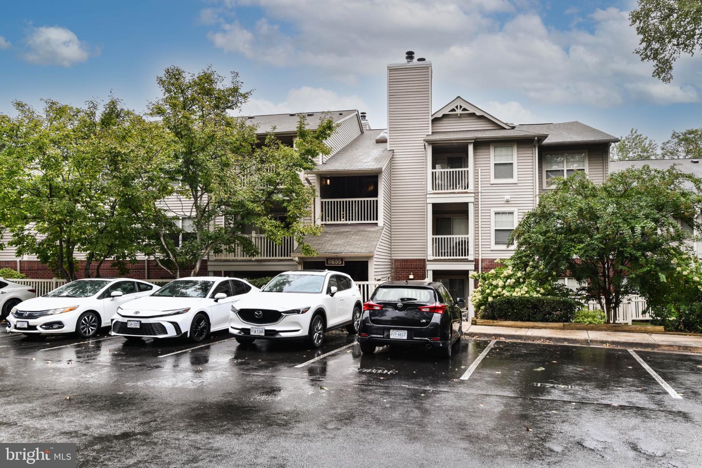 11655 Chesterfield Ct — photo