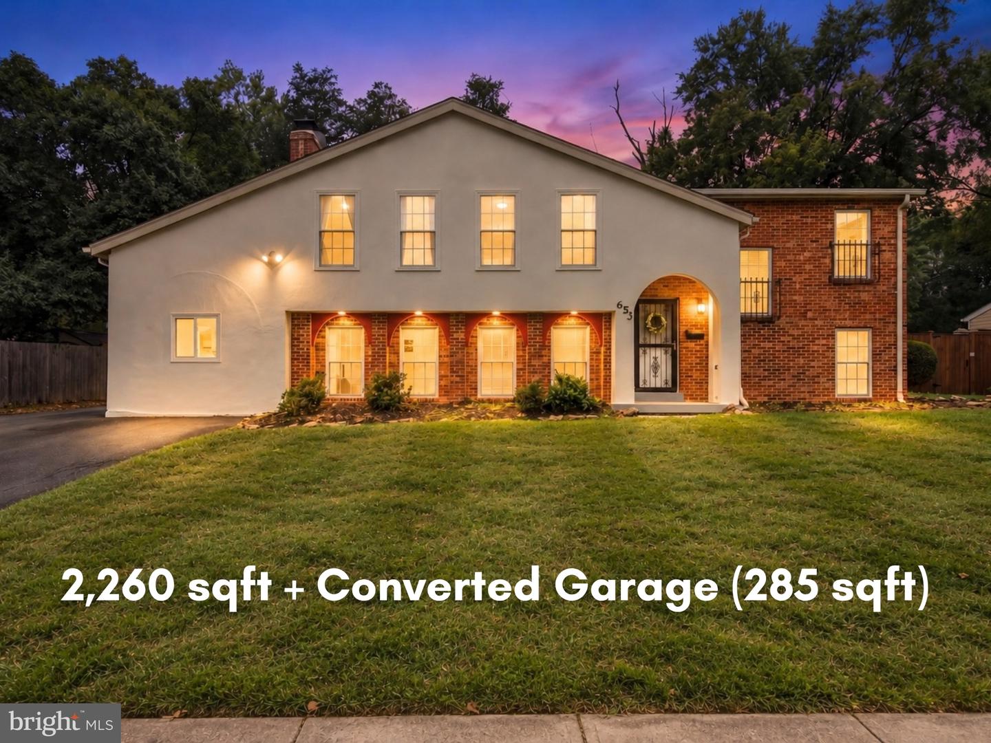 653 Pemberton Ct — photo