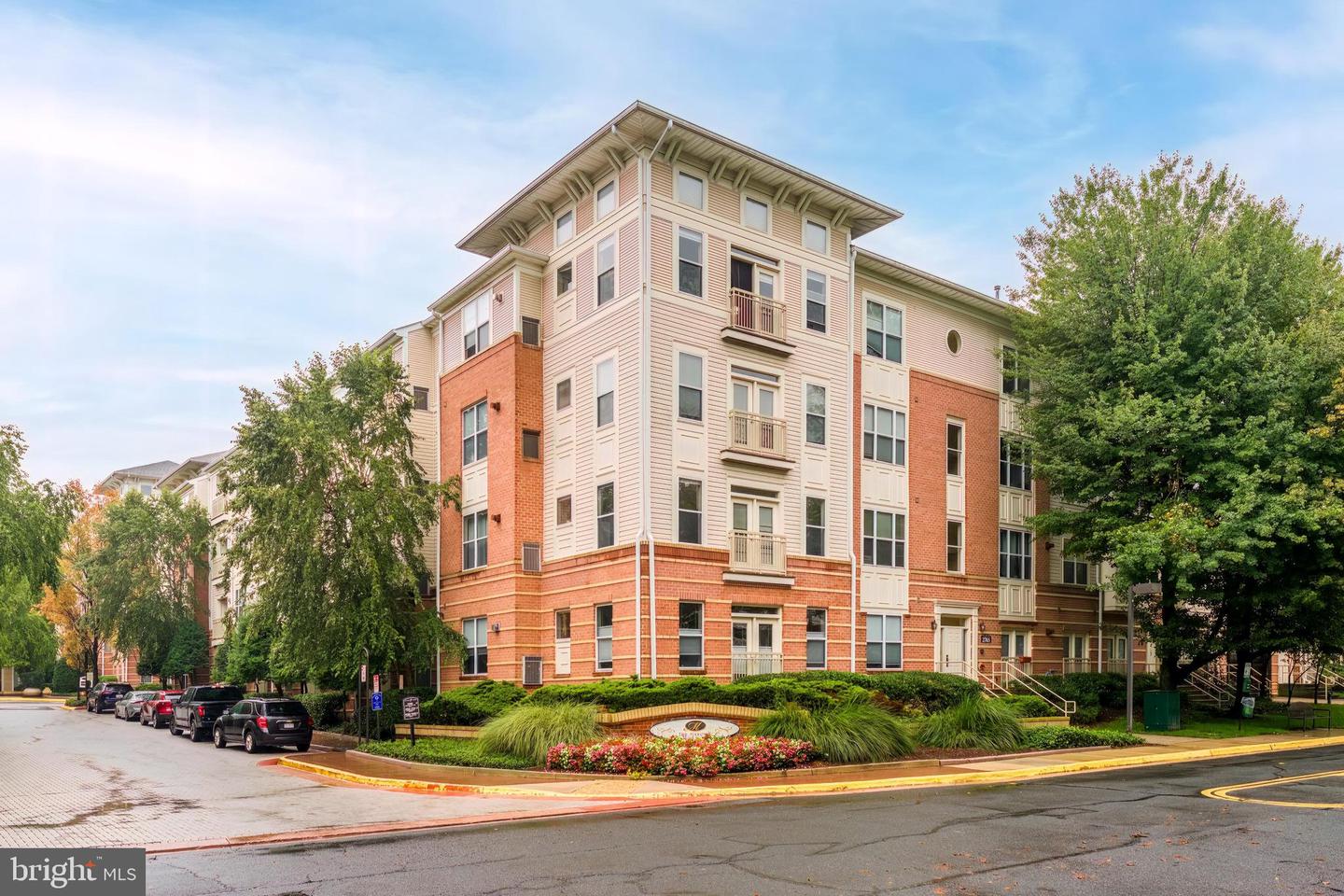 2791 Centerboro Dr #387 — photo