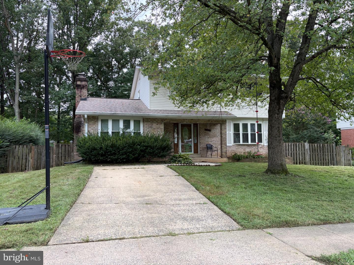 10102 Eastlake Dr — photo