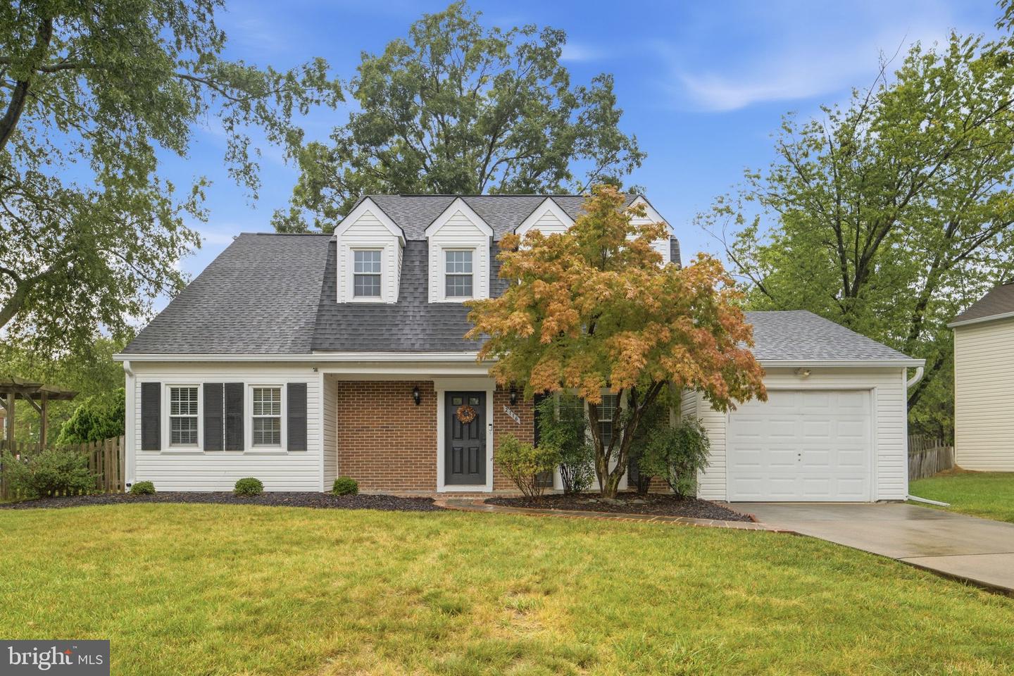2116 Maleady Dr — photo