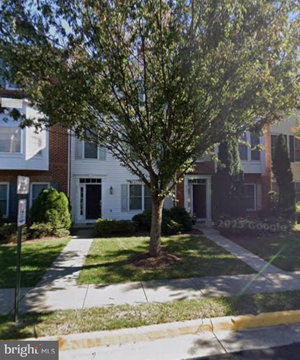 2511 Bronze Stone Pl — photo