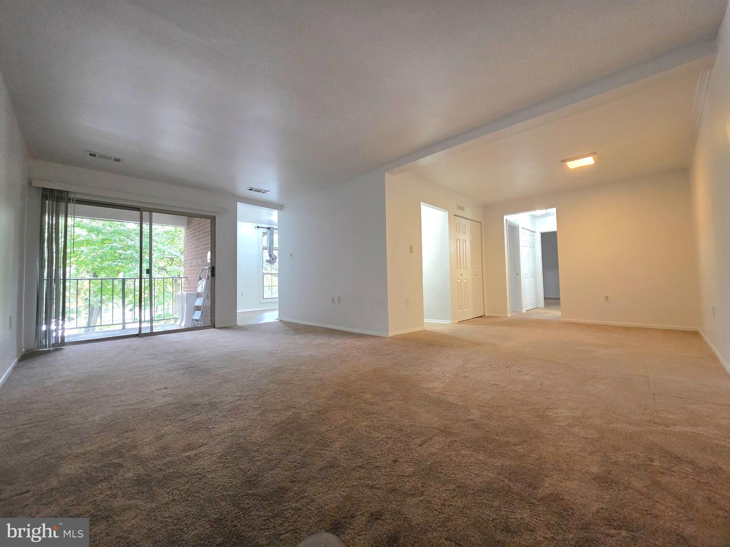 3362 Woodburn Rd #31 — photo