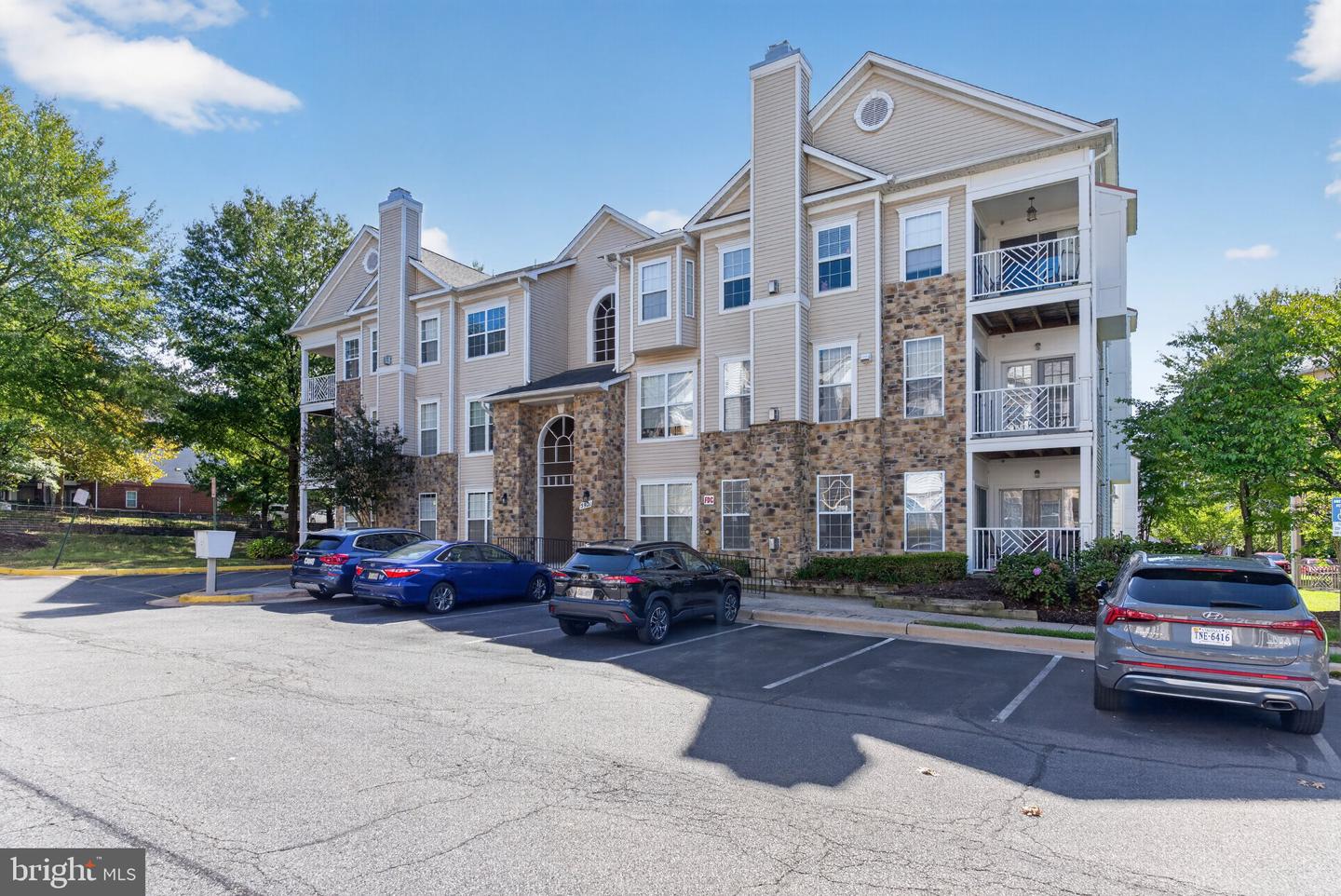 5921 Founders Crossing Ct #202 — photo