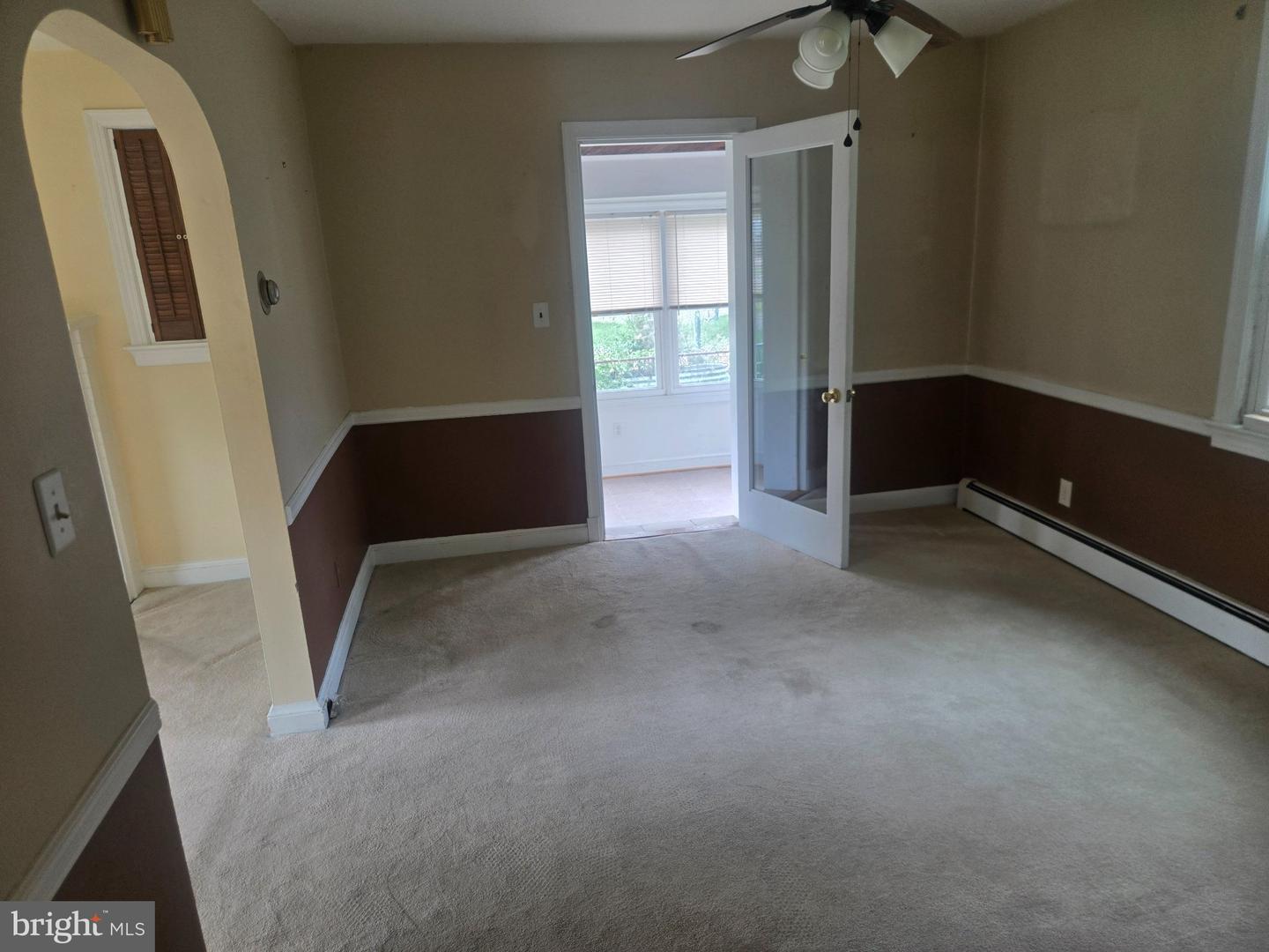 2414 Fairview Dr — photo