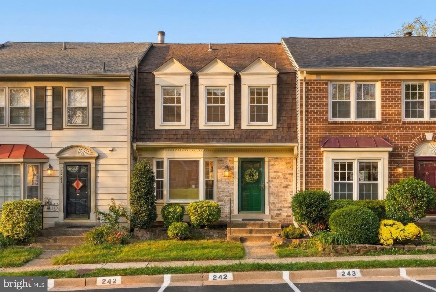 5529 Ridgeton Hill Ct — photo