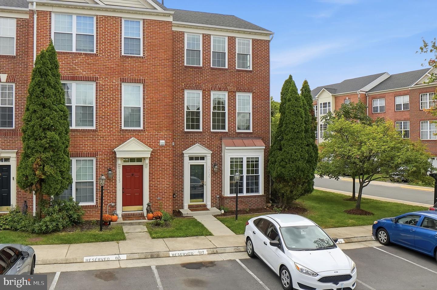 13135 Park Crescent Cir — photo