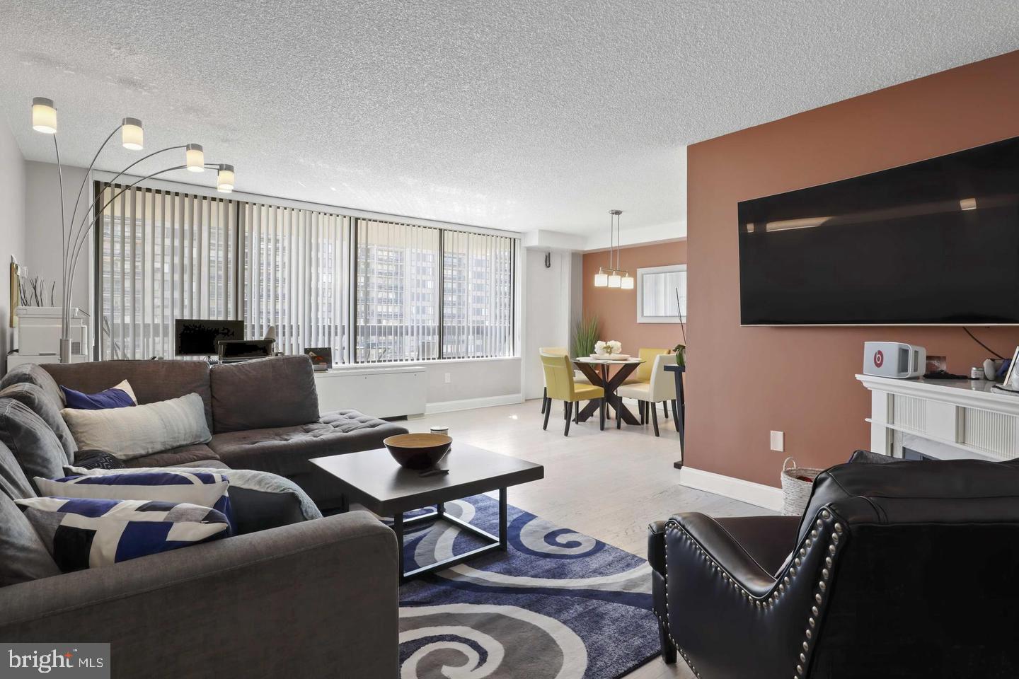 3701 George Mason #1616N — photo