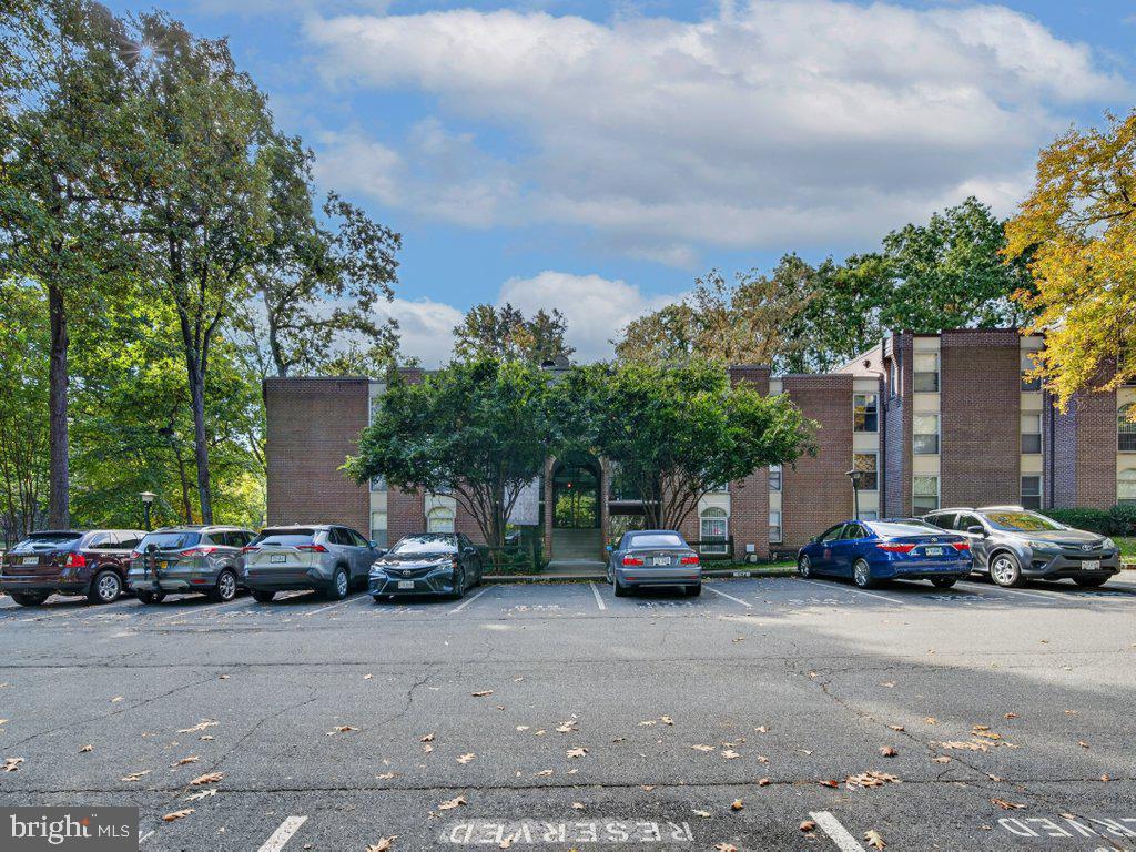 3312 Woodburn Village Dr #12 — photo