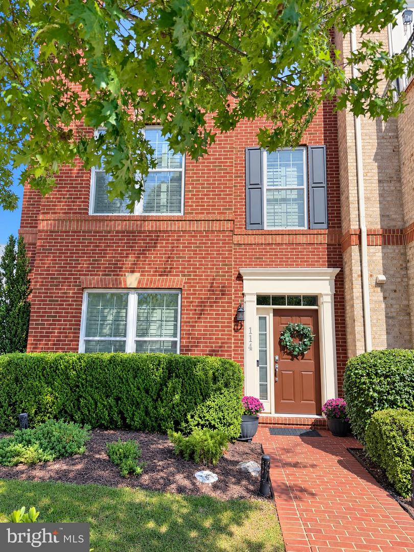 114 Quietwalk Ln — photo