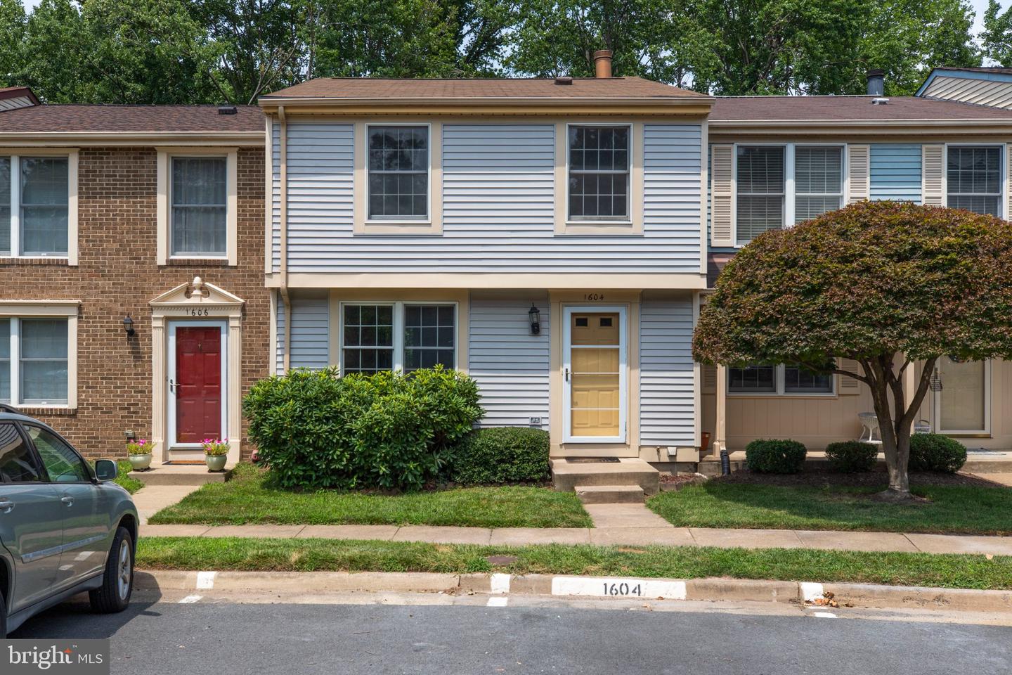 1604 Barnstead Dr — photo