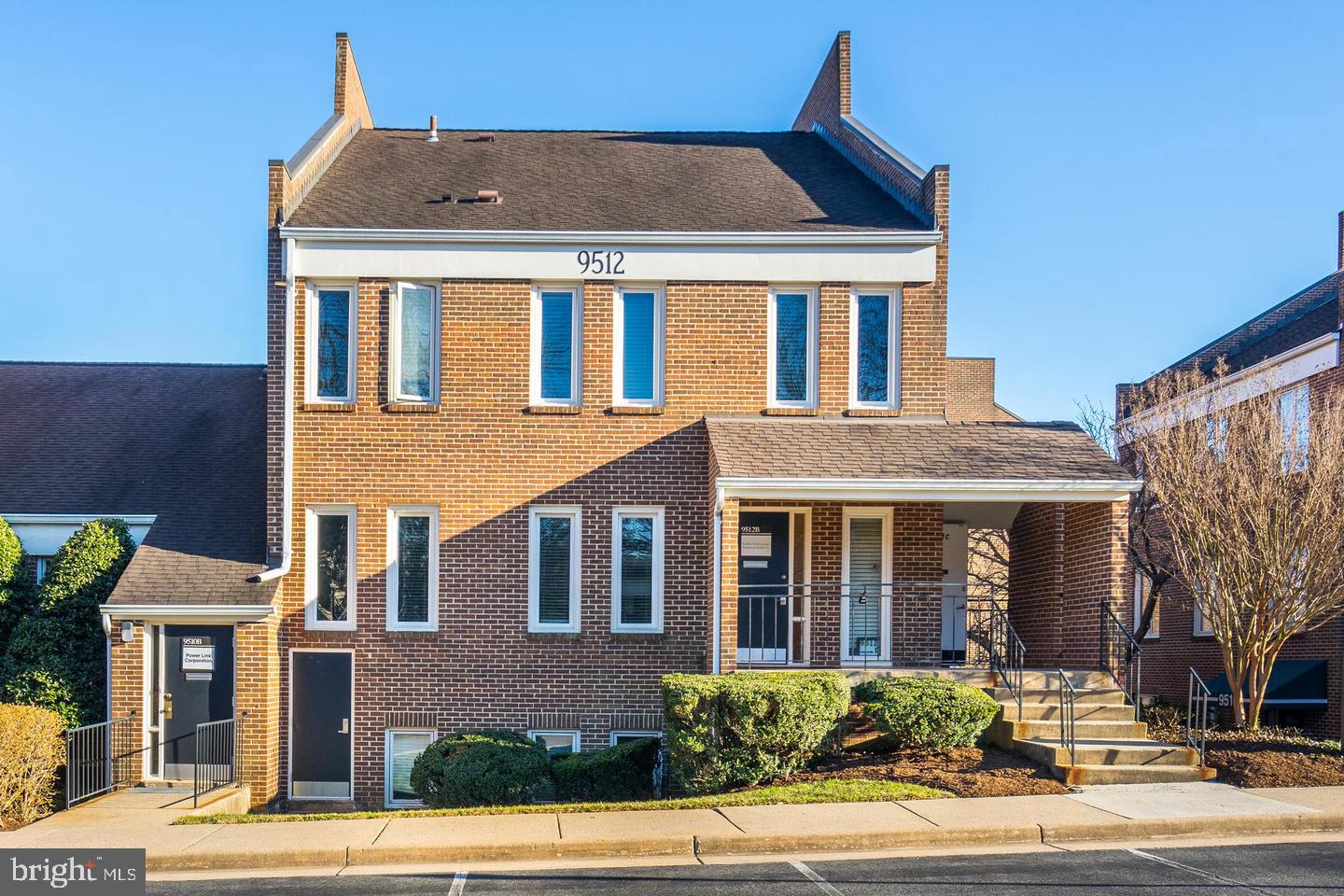 9512-B Lee Hwy — photo