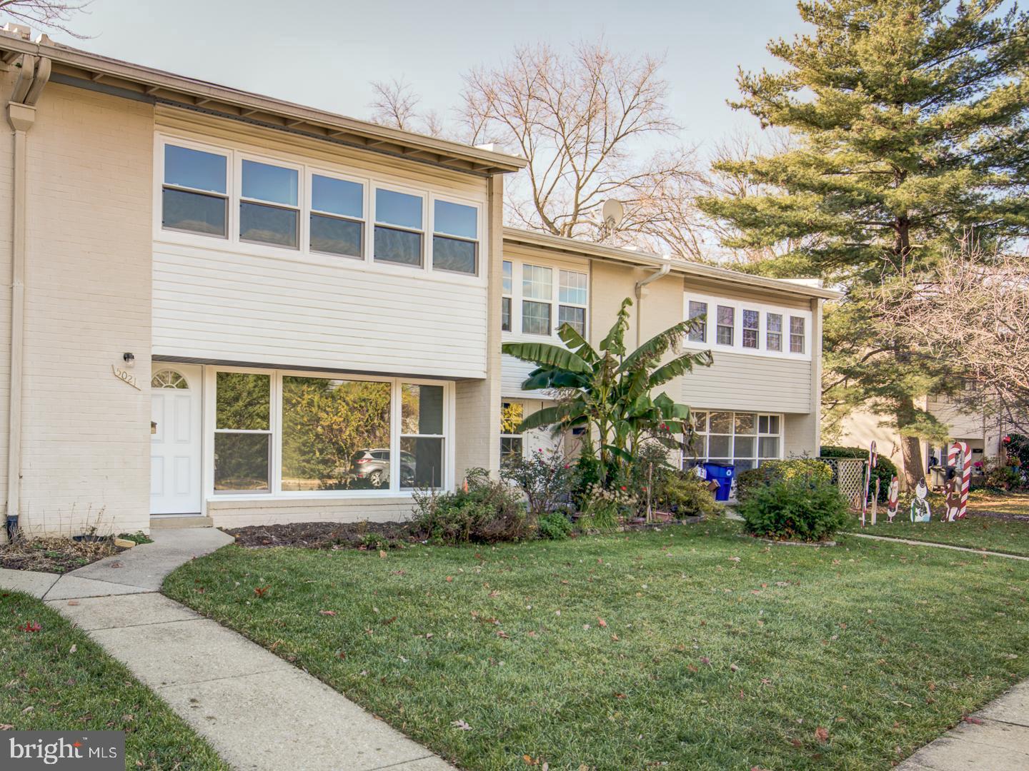 5021 Americana Dr — photo