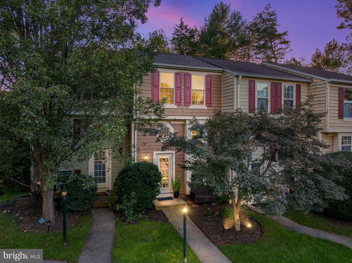 1606 Fieldthorn Dr — photo