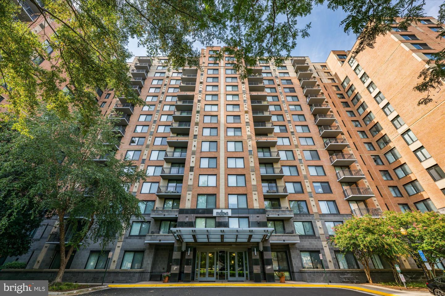 2451 Midtown Ave #715 — photo