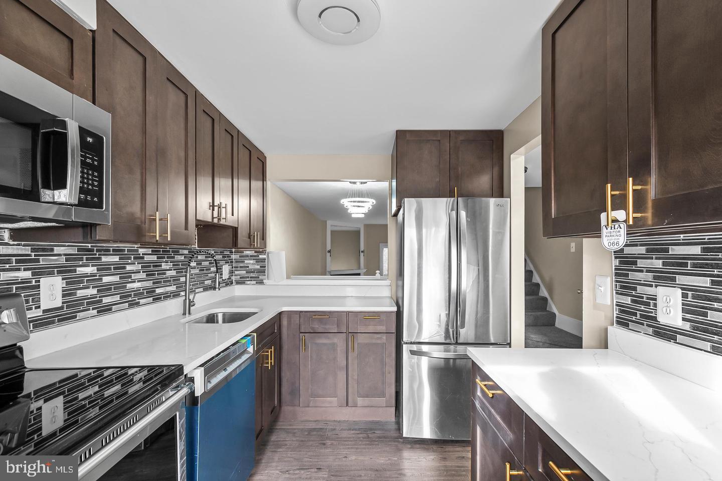 6185 Little Valley Way — photo