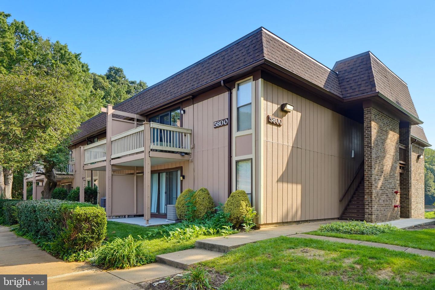 5800 Royal Ridge Dr #T — photo