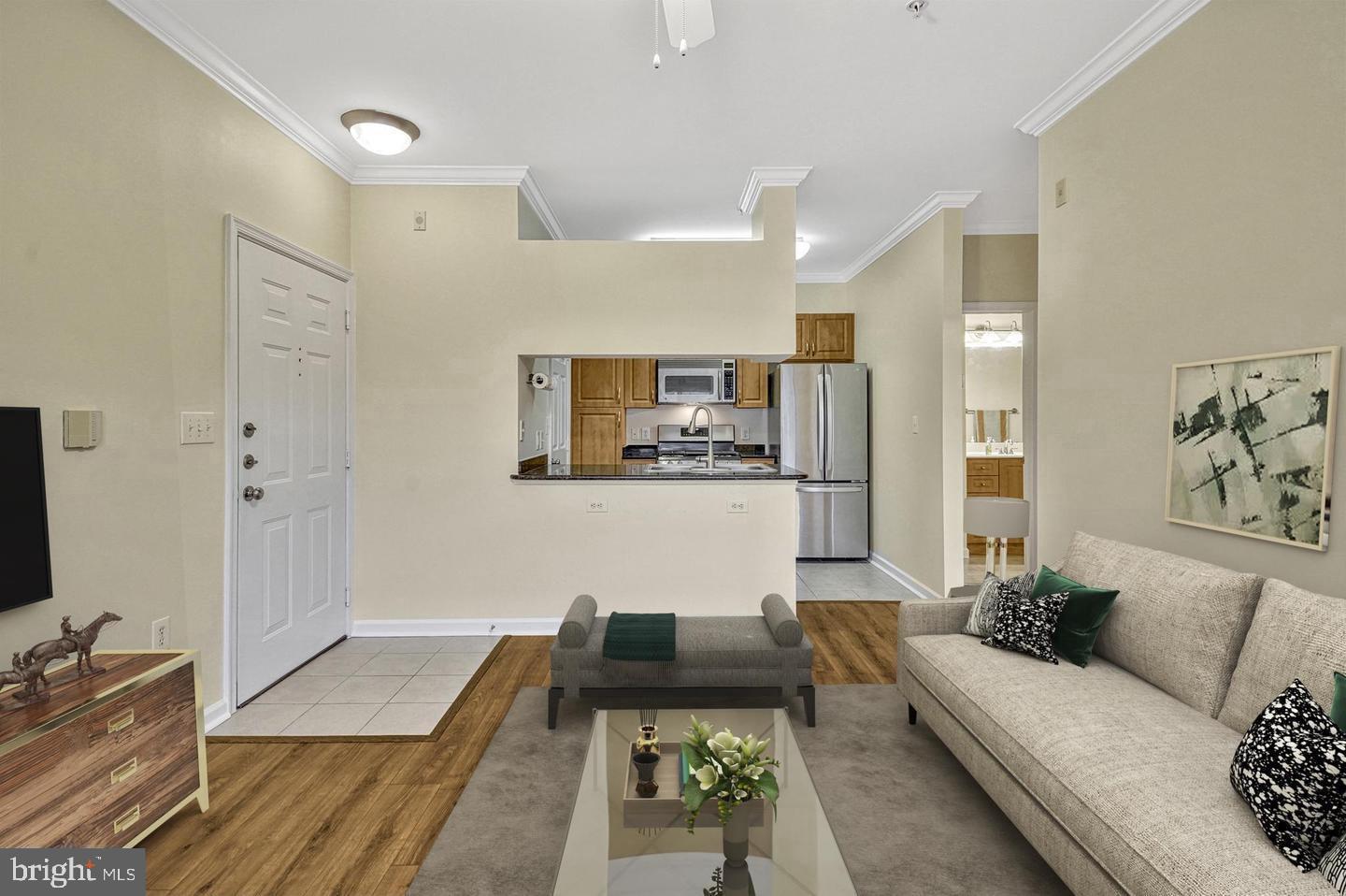 12144 Garden Grove Cir #204 — photo