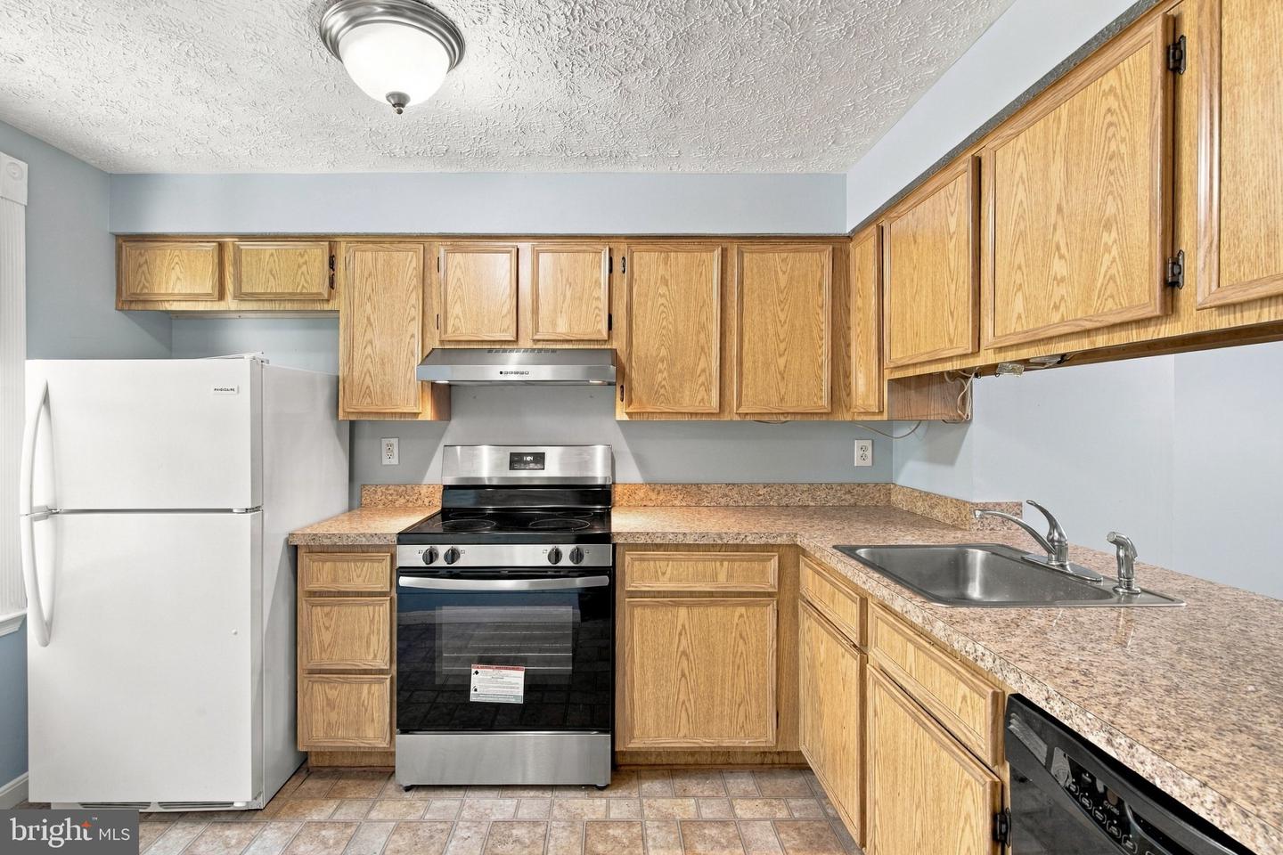 8304 Wind Fall Road, Springfield, VA 22153 — photo 3