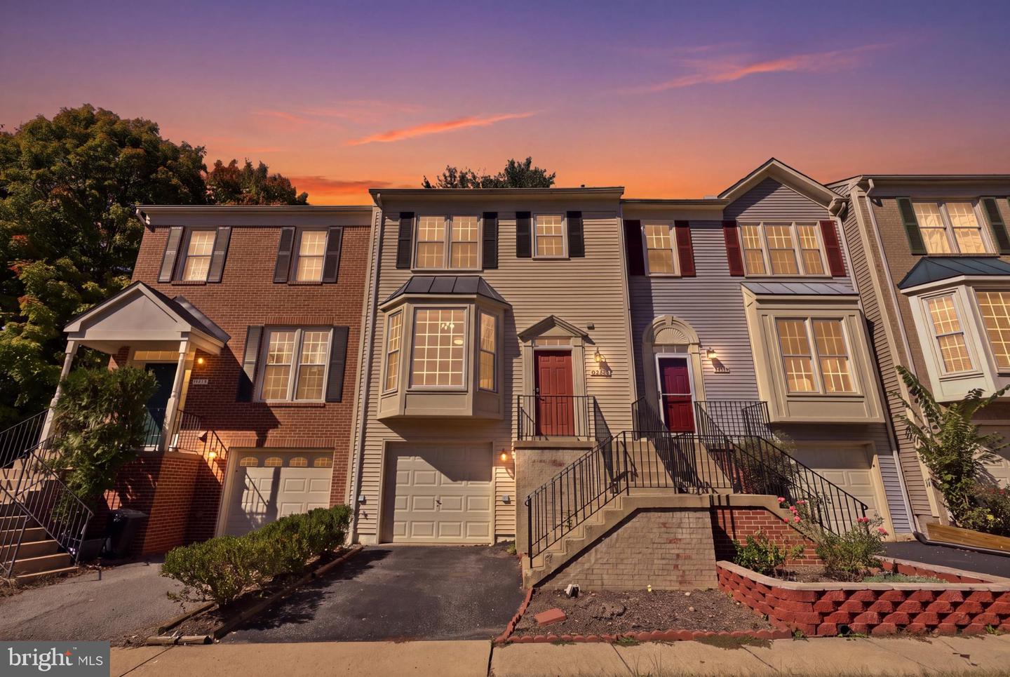 7710 Baird Ct — photo