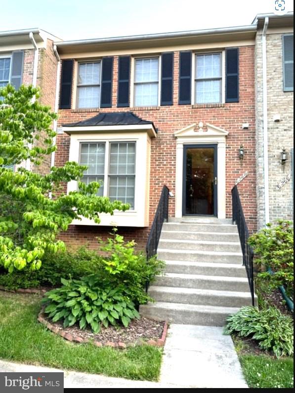6268 Walkers Croft Way — photo