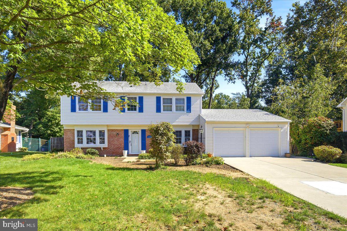 7323 Wickford Dr — photo