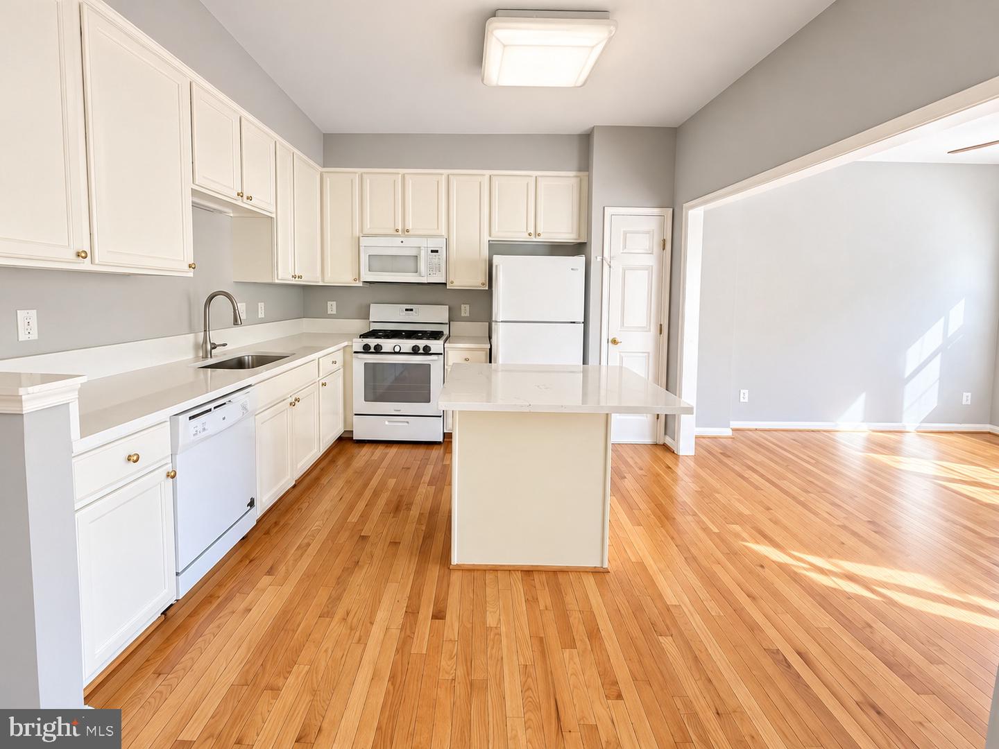 2581 Sutters Mill Dr — photo