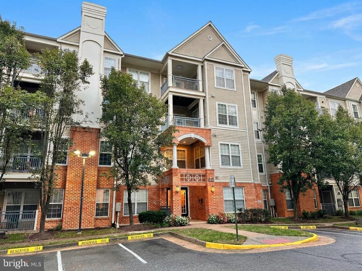 3015 Nicosh Cir #2108 — photo