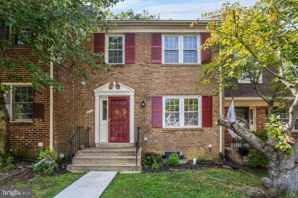 9013 Golden Leaf Ct — photo