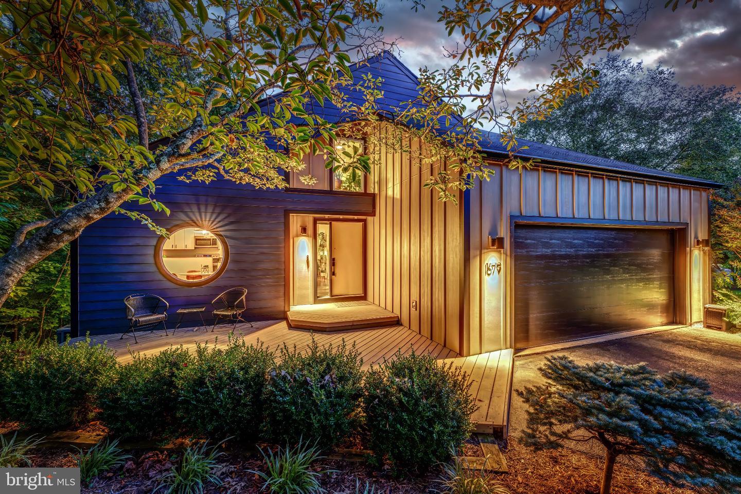 1679 Cedar Hollow Way — photo