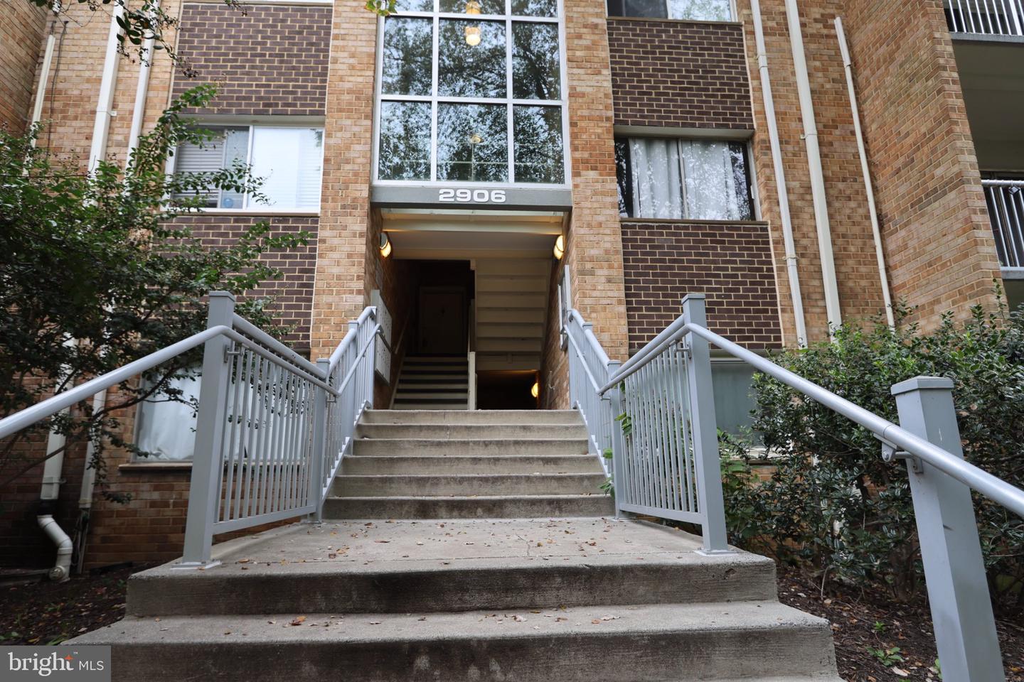 2906 Kings Chapel Rd #4 — photo