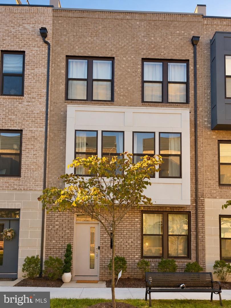 2287 Arboretum Way, Reston, VA 20191