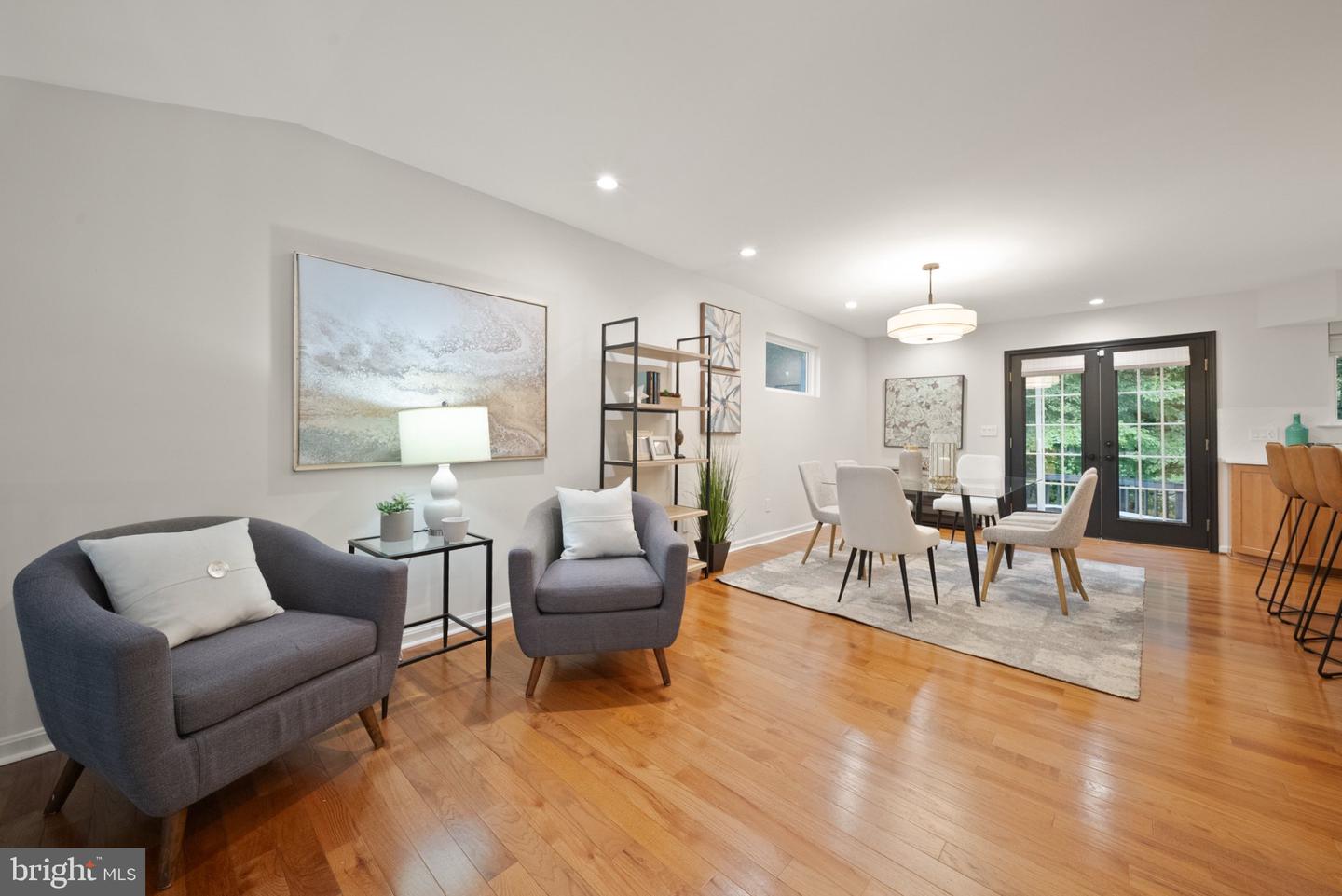 8923 Triple Ridge Road, Fairfax Station, VA 22039 — photo 2