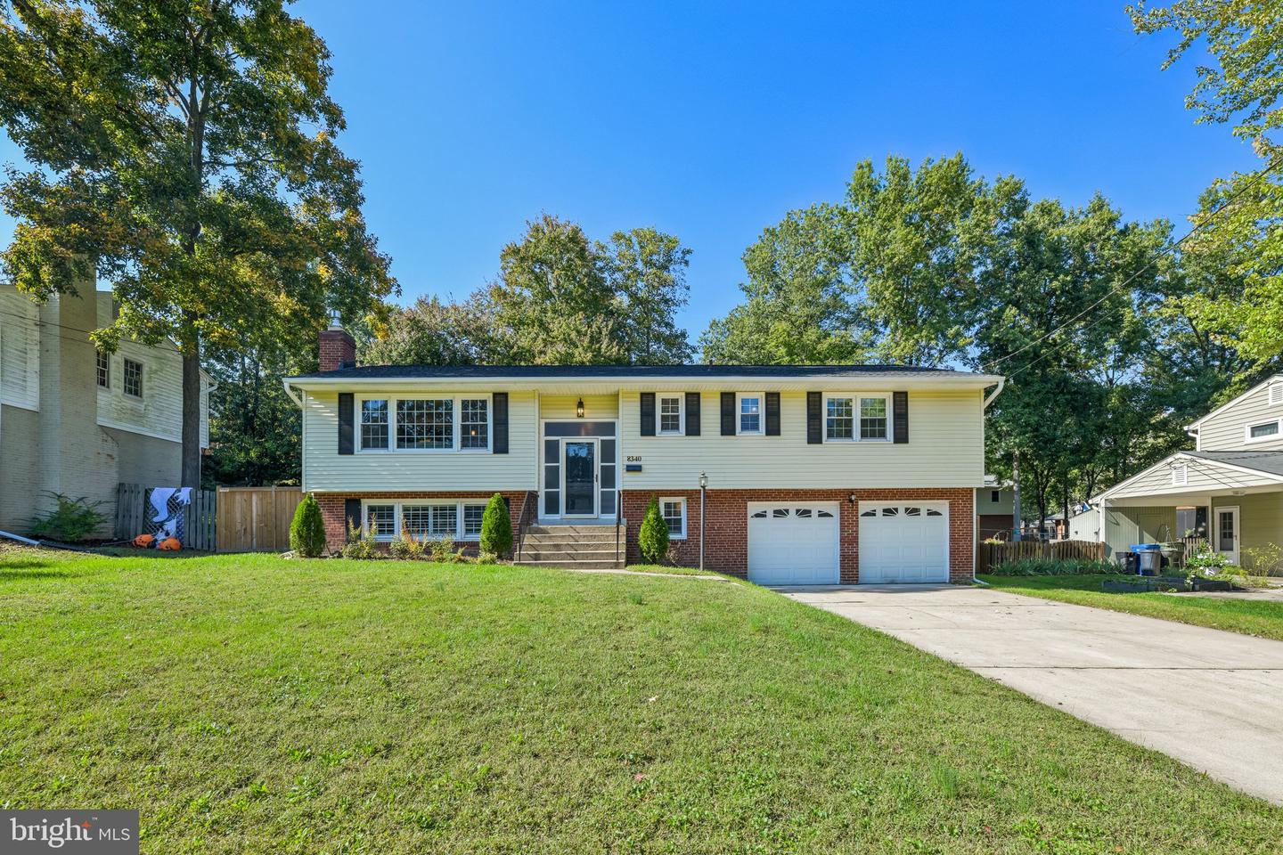 8340 Bound Brook Ln — photo