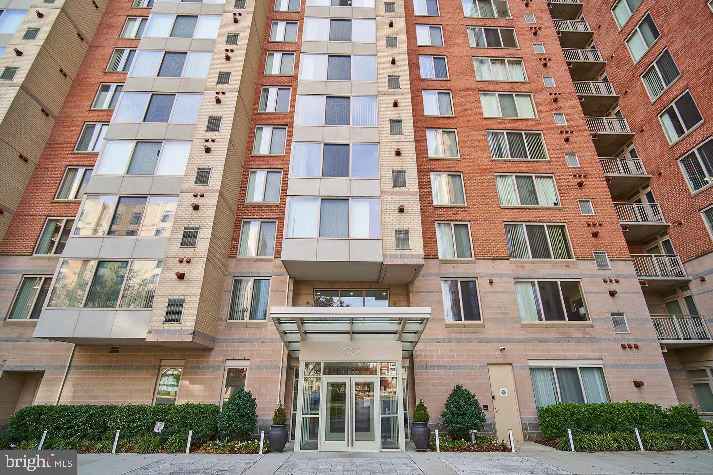2726 Gallows Rd #1009 — photo