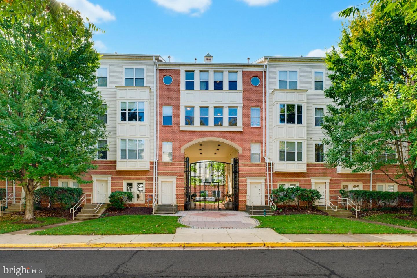 2791 Centerboro Dr #380 — photo