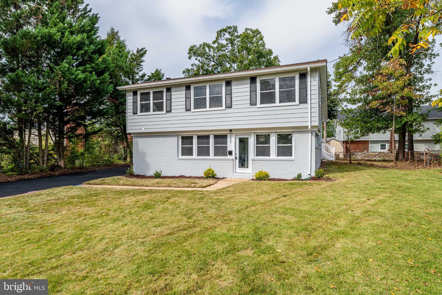5604 Asbury Ct — photo