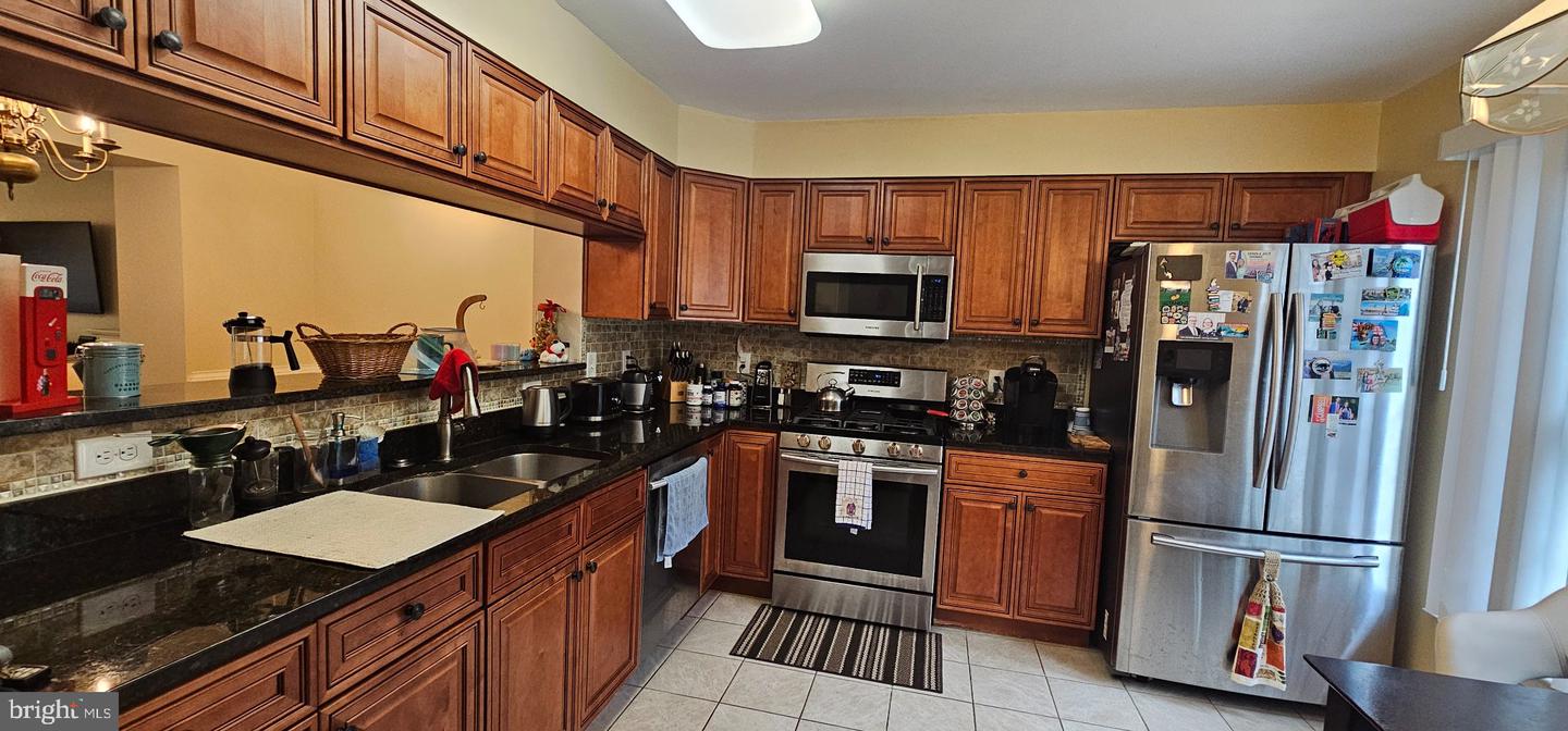 7501 Westmore Dr — photo
